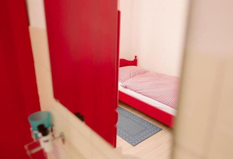 חדר סטנדרד יחיד חדר אמבטיה משותף, Restaurant Köhler