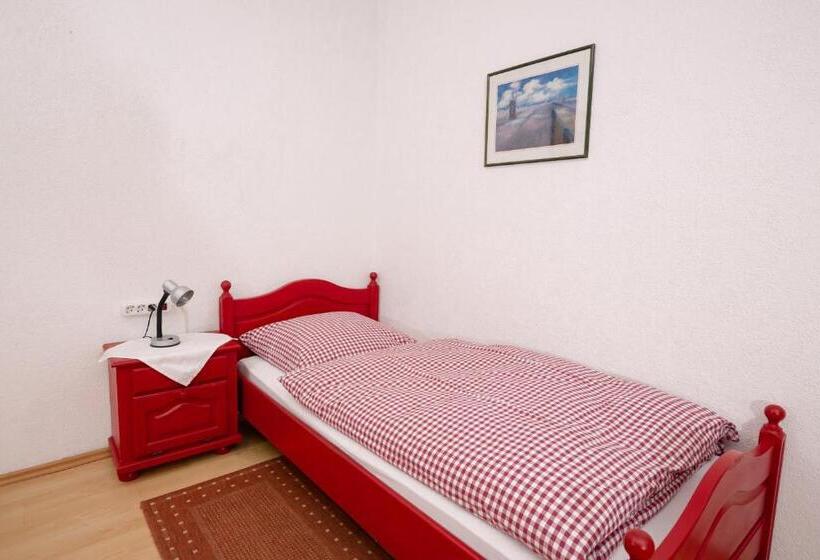 חדר סטנדרד יחיד חדר אמבטיה משותף, Restaurant Köhler