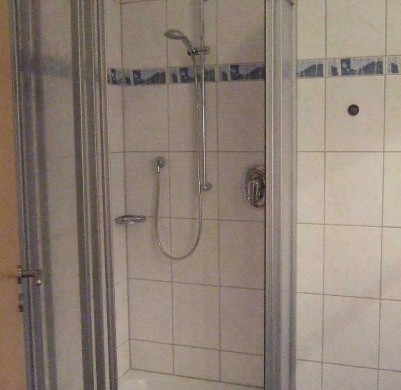 스탠다드 싱글 룸, Rose