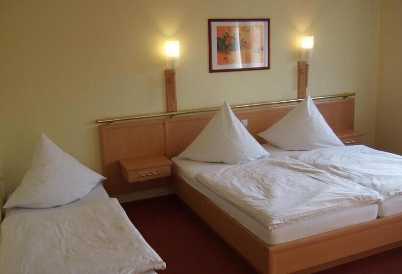 스탠다드 트리플 룸, Rose