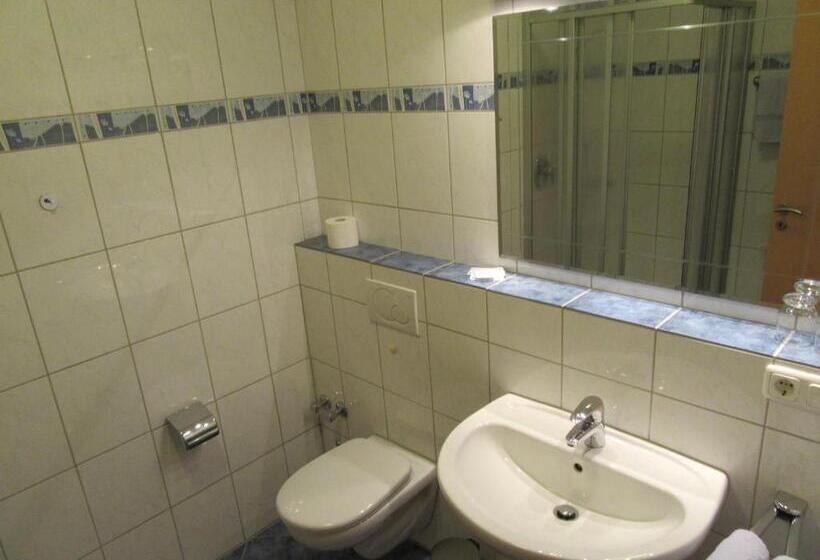 스탠다드 트리플 룸, Rose