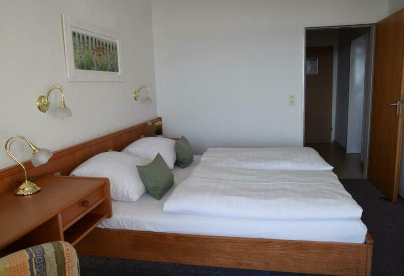 バルコニー付きスタンダードルーム, Thode