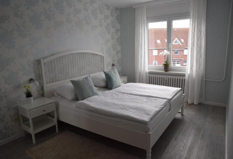 ３ベッドルームアパートメント, Thode