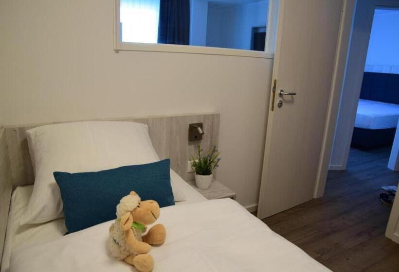 ファミリールーム, Thode