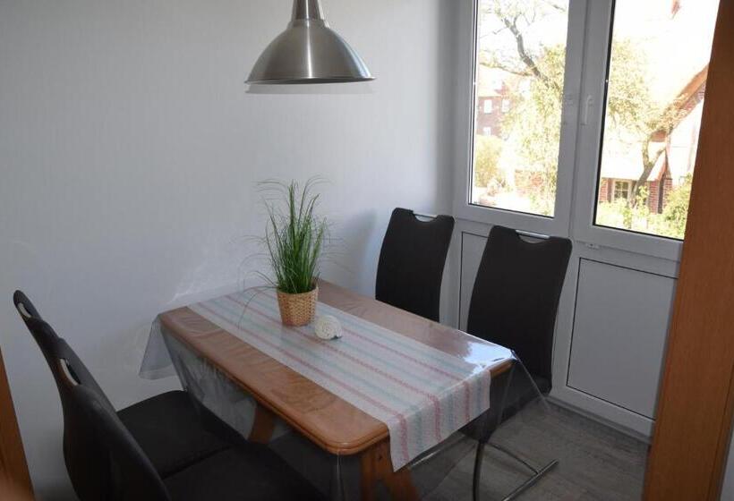 ２ベッドルームアパートメント, Thode