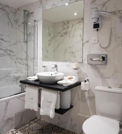 Quarto Deluxe, Villa Pruly Hotel Cannes Centre