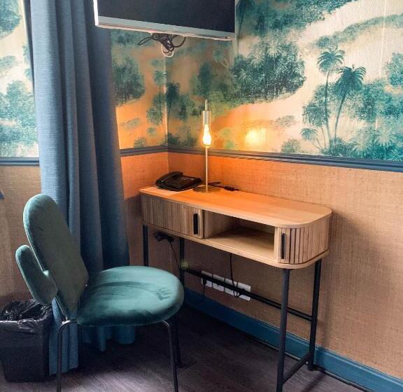 Quarto Superior, Villa Pruly Hotel Cannes Centre