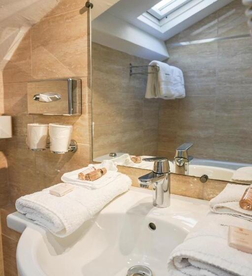 Люкс Вид на Сад, Villa Pruly Hotel Cannes Centre