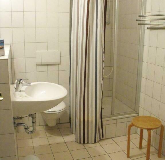 اتاق استاندارد یک نفره, Landhotel Possendorf