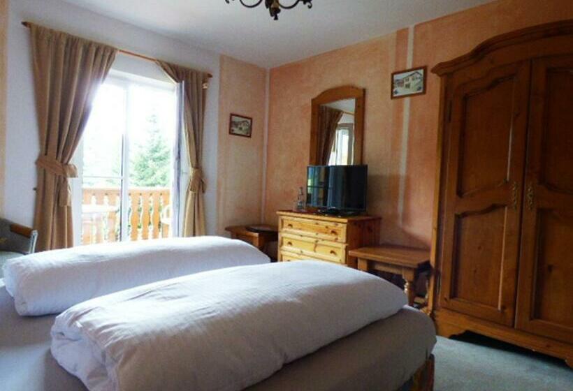 Quarto Estandar, Bäckeralm©   B&b 16 +