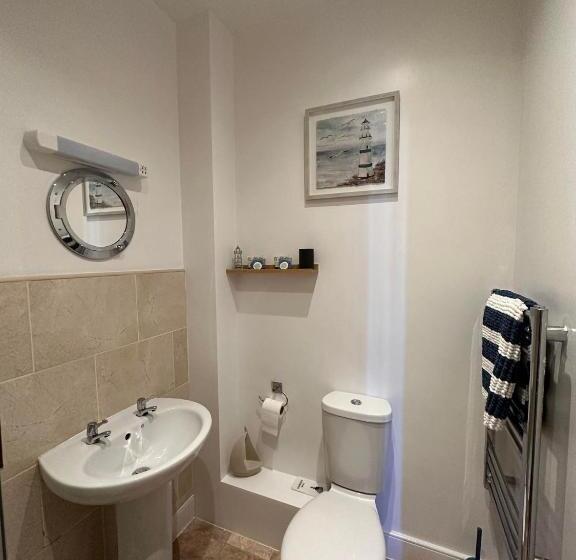 标准间, Masons Arms Amble