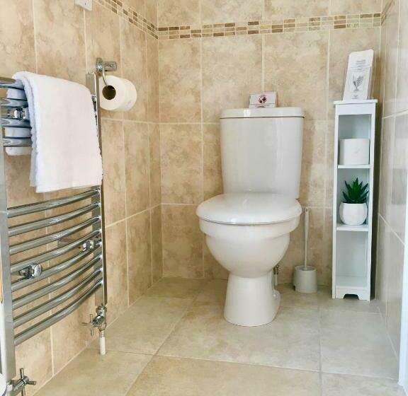 اتاق لوکس با تخت بزرگ, Mourne Country House Bed And Breakfast
