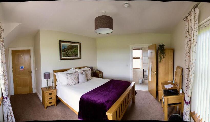 Номер Deluxe Кровать Кинг, Mourne Country House Bed And Breakfast