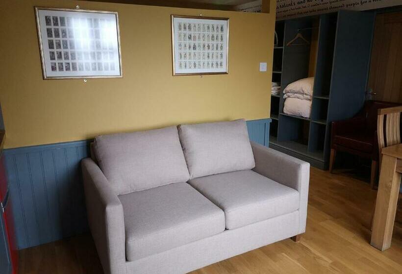 이그제큐티브 스위트, Star Inn