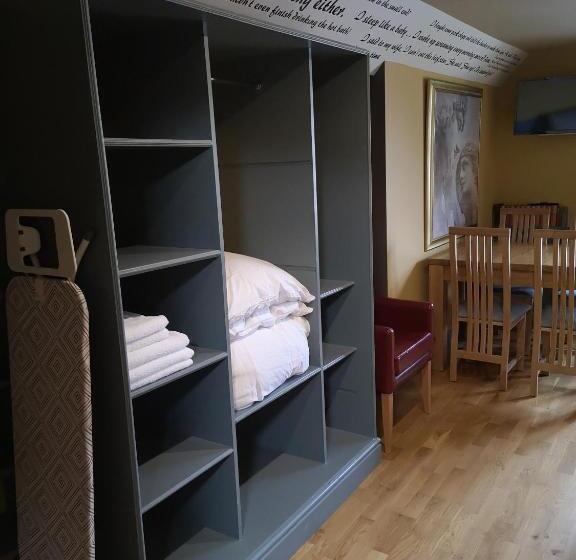 이그제큐티브 스위트, Star Inn