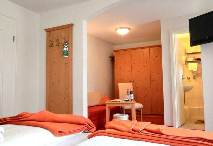 クラシックルーム, Garni Drachenburg