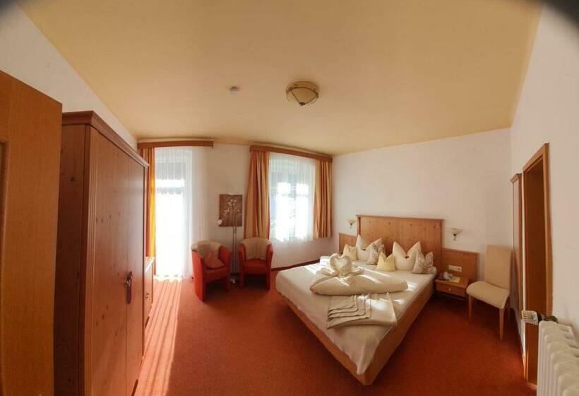 コンフォートルーム, Garni Drachenburg