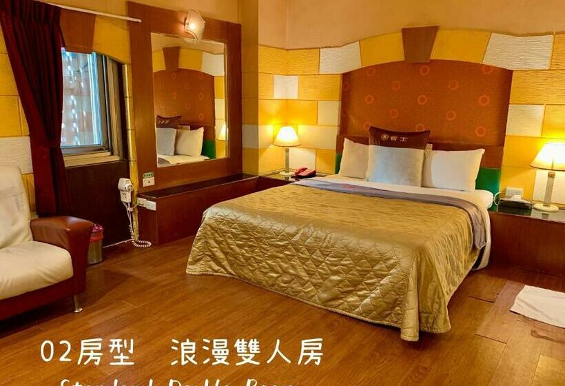 اتاق استاندارد, Benz