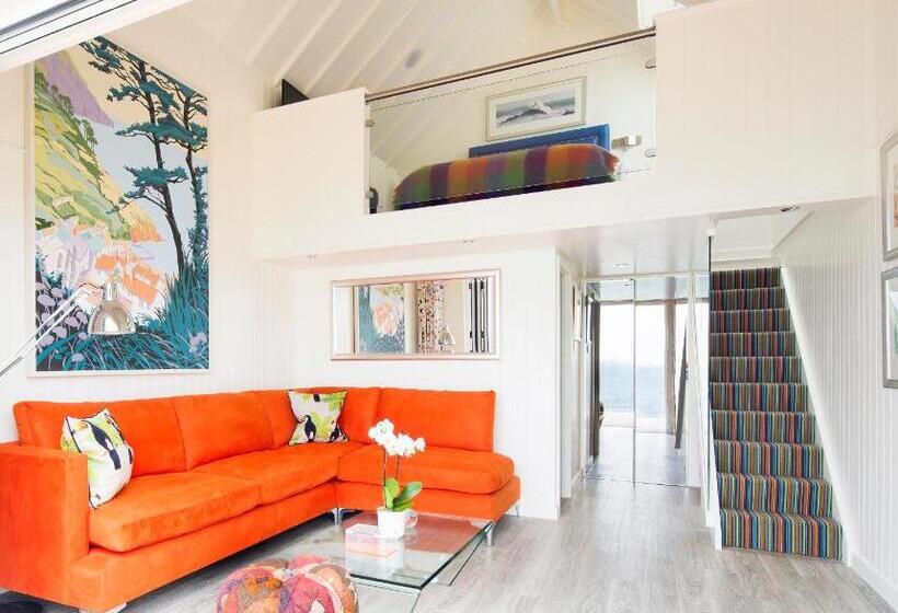 اتاق استاندارد, Cary Arms & Spa