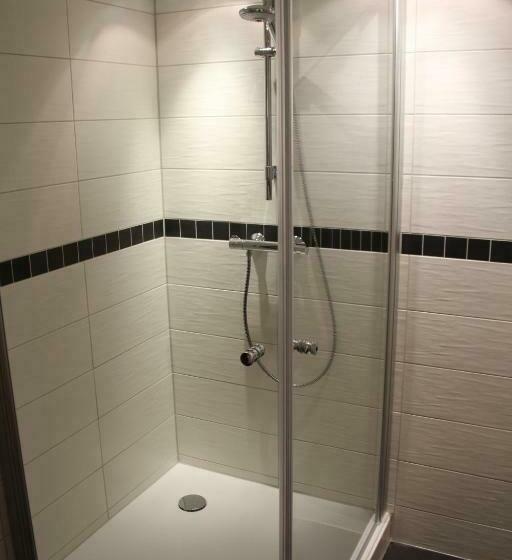 اتاق راحتی, Central