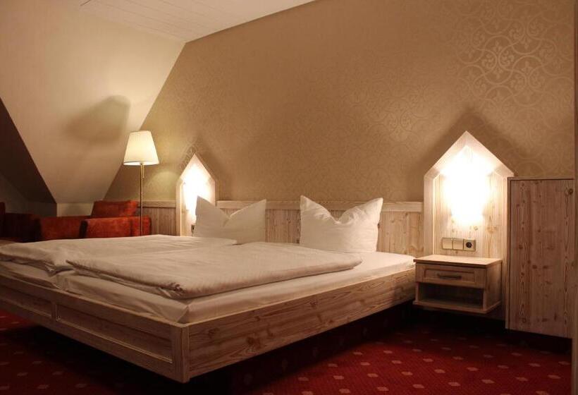 컴포트 룸, Central