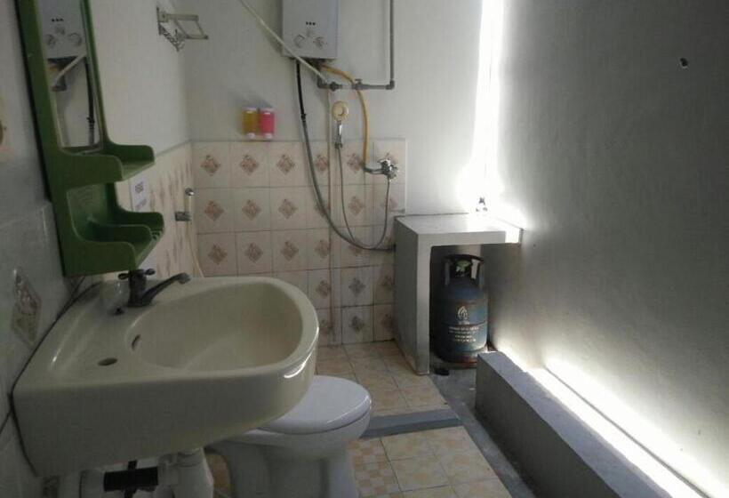 스탠다드 룸 바다 전망, Cf Komodo