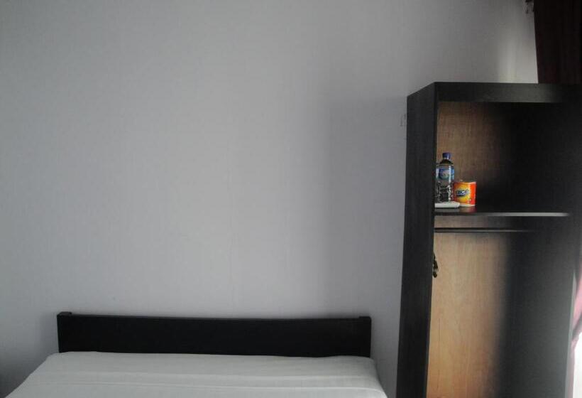 스탠다드 룸 바다 전망, Cf Komodo