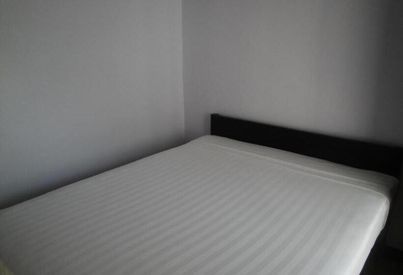 스탠다드 룸 바다 전망, Cf Komodo