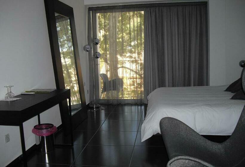 סוויטה, Crystal