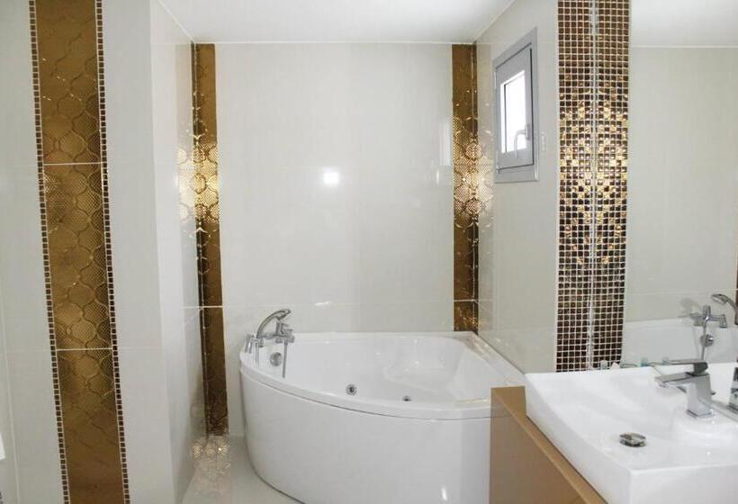 סוויטת סופריור, Crystal