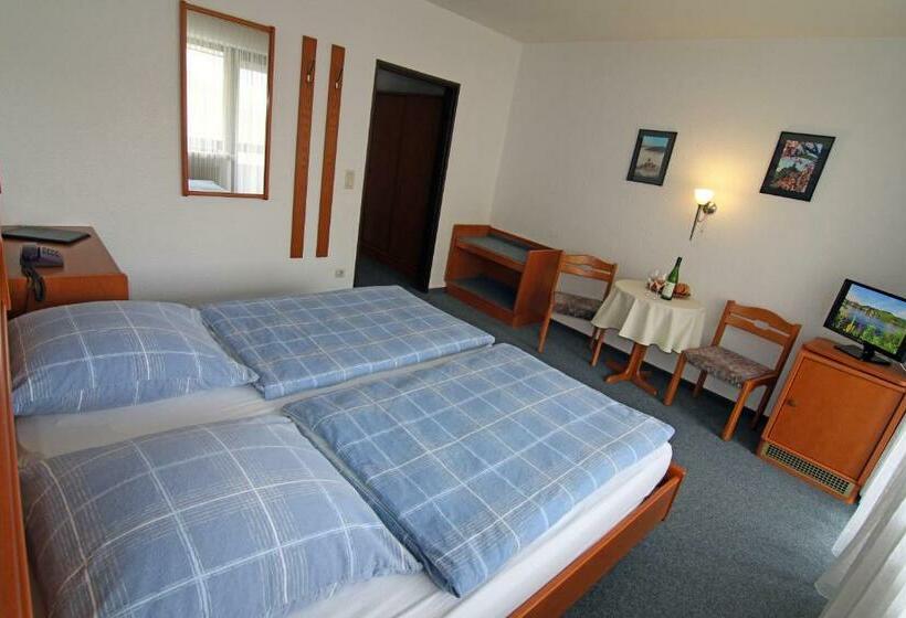 リバービュースタンダードルーム, Klasen