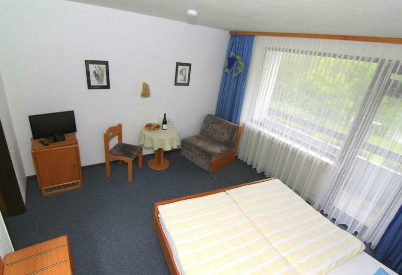 リバービュースタンダードルーム, Klasen