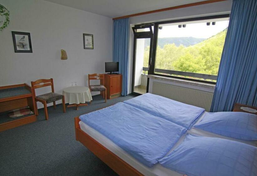 リバービュースタンダードルーム, Klasen