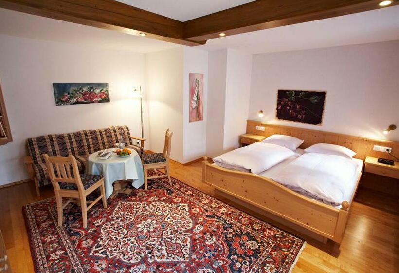 标准间, Oberschmied