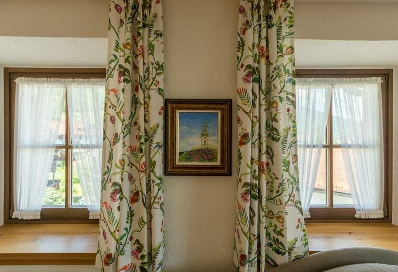 Номер Deluxe с Балконом, Oberschmied