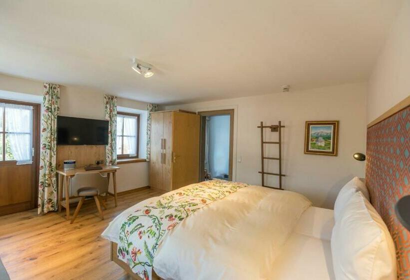 带阳台的豪华间, Oberschmied