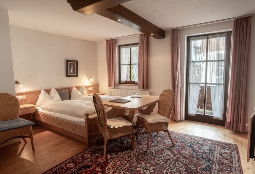 豪华房间, Oberschmied