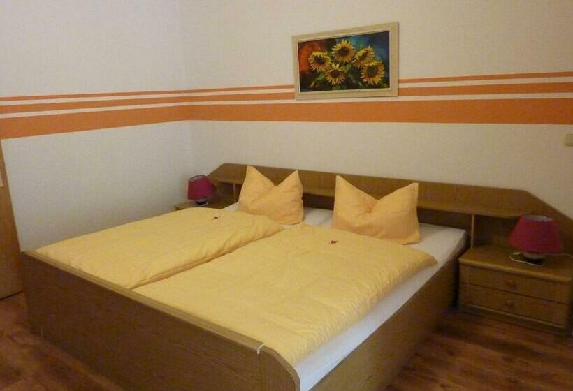 غرفة كومفورت, Oranien