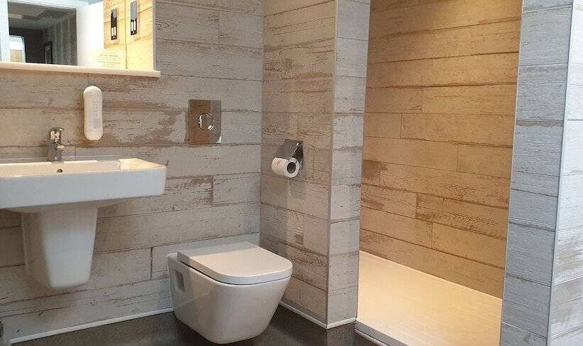 スタンダードルーム, Pilgrims Progress Wetherspoon