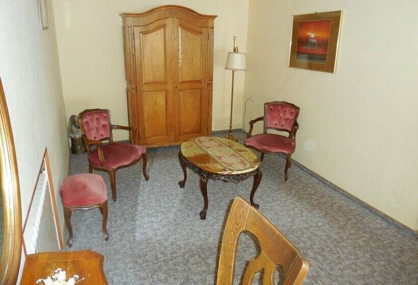 חדר קומפורט, & Restaurant Zum Schwarzen Kreuz