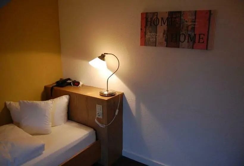 スタンダードシングルルーム, Stadthotel Am Bühnenhaus