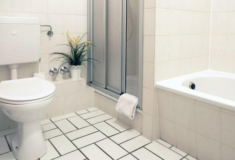 Номер Стандарт, Stadthotel Am Bühnenhaus