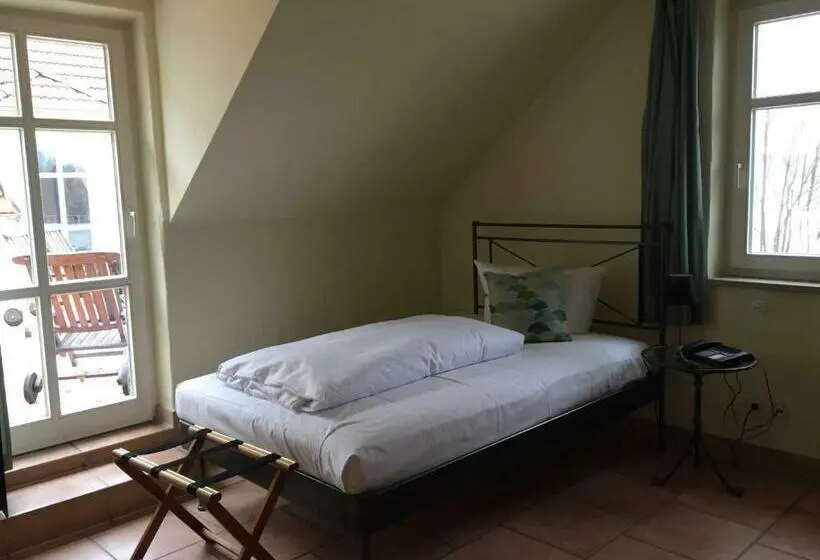 Comfort Yhden Hengen Huone, Seehotel Theodors