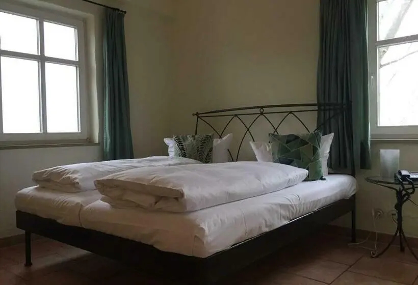 Superior-huone, Seehotel Theodors