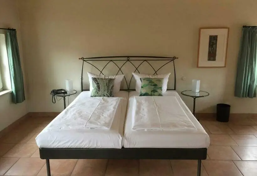 Superior-huone, Seehotel Theodors