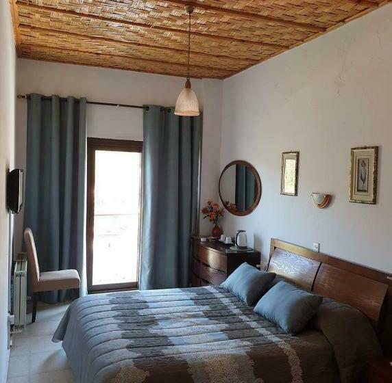 Номер Стандарт, Two Flowers