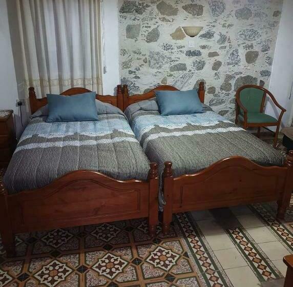 Номер Стандарт, Two Flowers