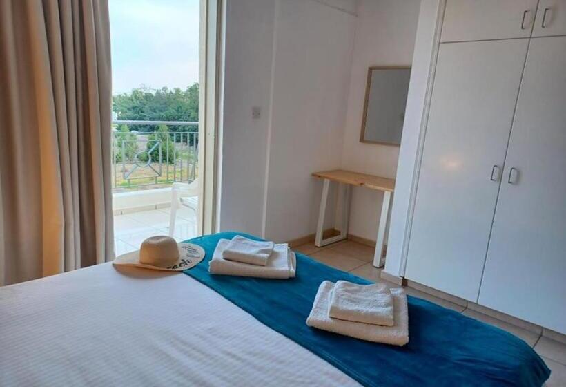 Студия Стандарт, King's Holiday Apartments