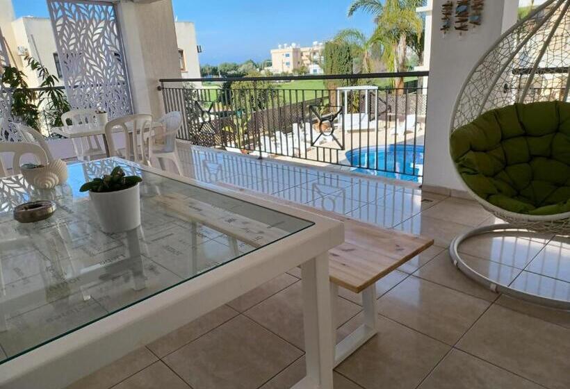 Апартаменты 1 Спальня, King's Holiday Apartments