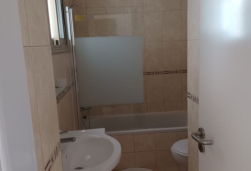 Студия Стандарт Вид на Город, King's Holiday Apartments